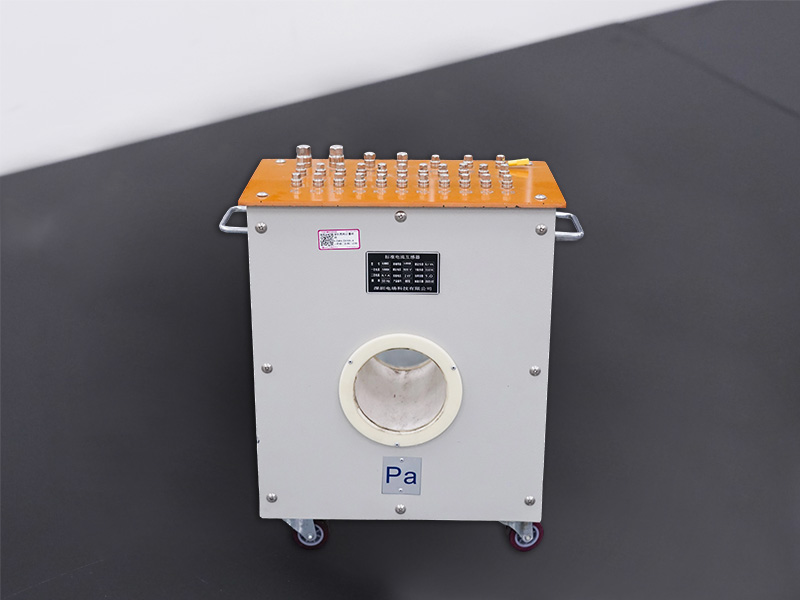 0.05S级标准电流互感器(5000A)